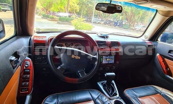 အသုံးပြုခံ့ Mercedes-Benz E–Class Other ကား Banmo Kachin အသုံးပြုခံ့ Mercedes-Benz E–Class Other ကား Banmo Kachin