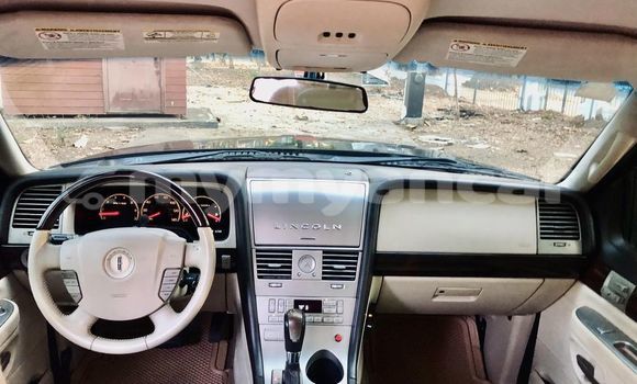 Buy Used Lincoln Continental Black Car in Bogale in Ayeyarwady Buy Used Lincoln Continental Black Car in Bogale in Ayeyarwady