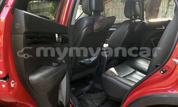 Buy Used Kia Sorento Red Car in Banmo in Kachin Buy Used Kia Sorento Red Car in Banmo in Kachin