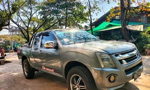 အသုံးပြုခံ့ Isuzu D–MAX Other ကား Kyaiklat Ayeyarwady အသုံးပြုခံ့ Isuzu D–MAX Other ကား Kyaiklat Ayeyarwady