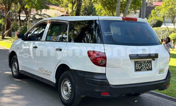 Buy Used Nissan Versa White Car in Mawlamyine in Mon Buy Used Nissan Versa White Car in Mawlamyine in Mon