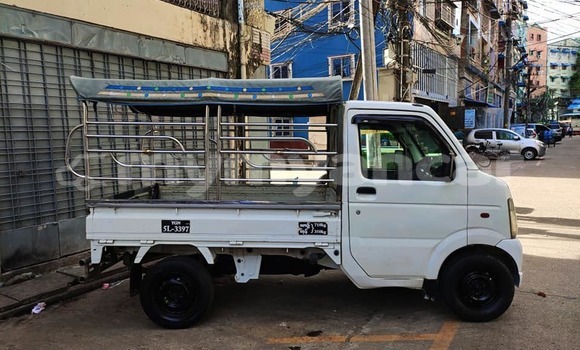 Acheter Occasion Voiture Mazda 323 Blanc à Bogale, #<Region:0x000000000c5121b8> Acheter Occasion Voiture Mazda 323 Blanc à Bogale, #<Region:0x000000000c5121b8>