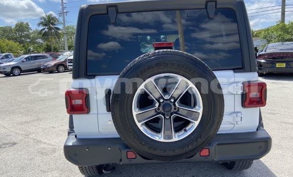 Buy Used Jeep Wrangler White Car in Bogale in Ayeyarwady Buy Used Jeep Wrangler White Car in Bogale in Ayeyarwady