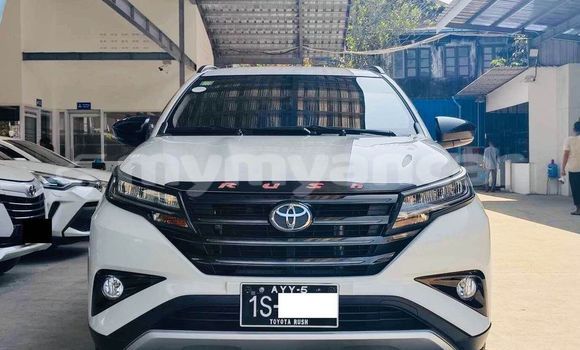 Buy Used Toyota Rush White Car in Banmo in Kachin Buy Used Toyota Rush White Car in Banmo in Kachin