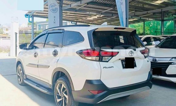 Buy Used Toyota Rush White Car in Banmo in Kachin Buy Used Toyota Rush White Car in Banmo in Kachin