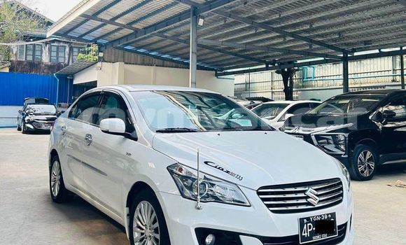 Acheter Occasion Voiture Suzuki Ciaz Rouge à Bago, #<Region:0x000000000af4fc68>