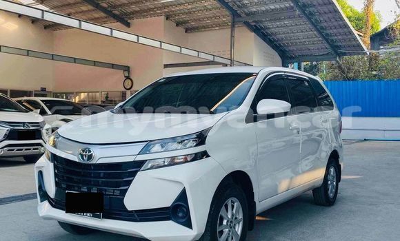 Buy Used Toyota Avanza White Car in Arakan in Rakhine Buy Used Toyota Avanza White Car in Arakan in Rakhine