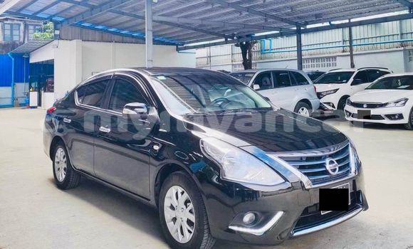 Buy Used Nissan Sentra Black Car in Bago in Bago