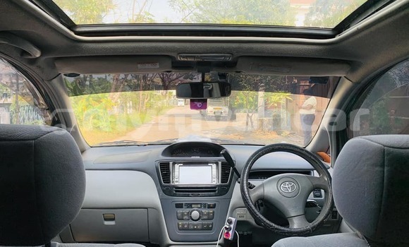 အသုံးပြုခံ့ Toyota Nadia White ကား Banmo Kachin အသုံးပြုခံ့ Toyota Nadia White ကား Banmo Kachin