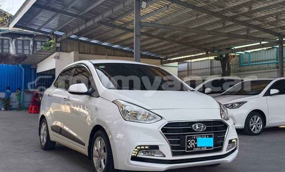 အသုံးပြုခံ့ Hyundai Grandeur Other ကား Banmo Kachin အသုံးပြုခံ့ Hyundai Grandeur Other ကား Banmo Kachin