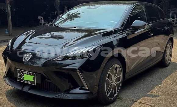 Buy Used Land Rover Discovery Black Car in Banmo in Kachin Buy Used Land Rover Discovery Black Car in Banmo in Kachin