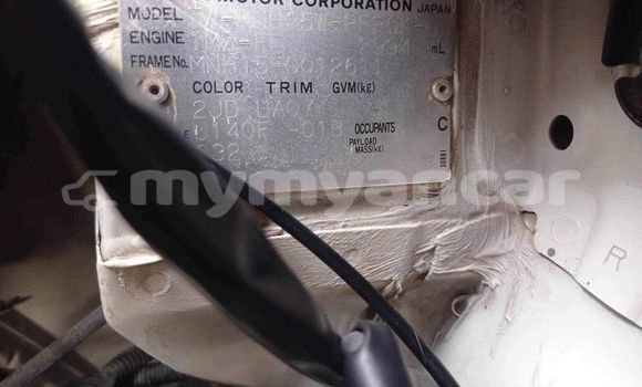 Buy Used Toyota Alphard White Car in Banmo in Kachin Buy Used Toyota Alphard White Car in Banmo in Kachin