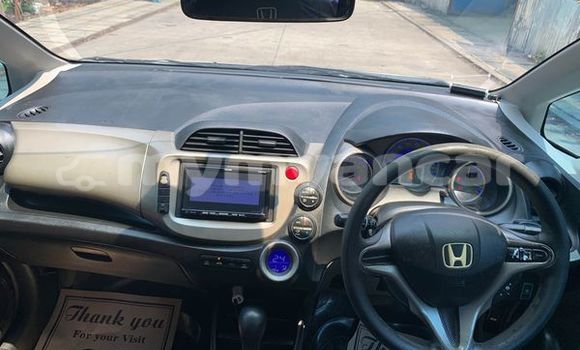 Buy Used Honda FIT Other Car in Allanmyo in Magway Buy Used Honda FIT Other Car in Allanmyo in Magway