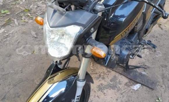 Acheter Occasion Moto Yamaha FZ Noir à Pyay, #<Region:0x000000000af4fc68>