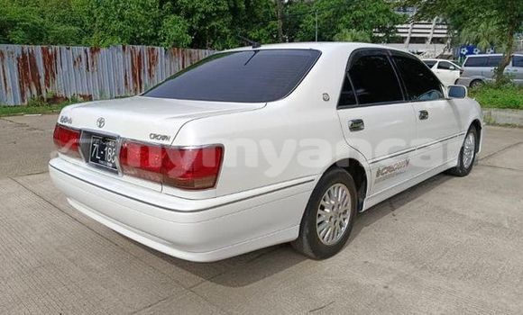 Buy Used Toyota Crown Other Car in Allanmyo in Magway Buy Used Toyota Crown Other Car in Allanmyo in Magway