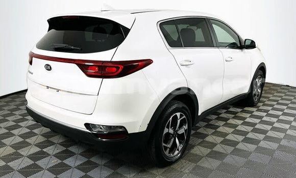 Buy Used Kia Sportage White Car in Arakan in Rakhine Buy Used Kia Sportage White Car in Arakan in Rakhine