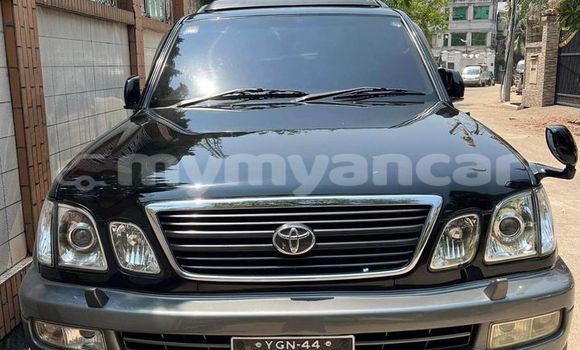အသုံးပြုခံ့ Toyota Cynos Black ကား Banmo Kachin အသုံးပြုခံ့ Toyota Cynos Black ကား Banmo Kachin