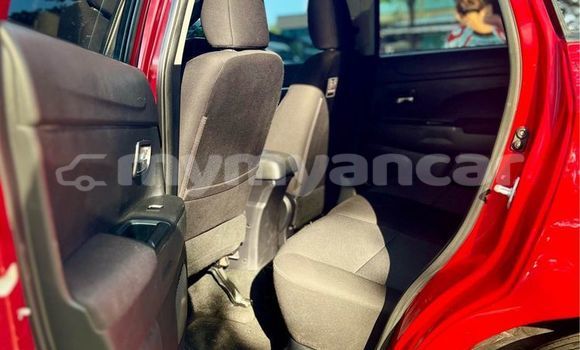 အသုံးပြုခံ့ Mitsubishi RVR Black ကား Banmo Kachin အသုံးပြုခံ့ Mitsubishi RVR Black ကား Banmo Kachin