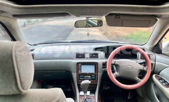 အသုံးပြုခံ့ Toyota Mark II White ကား Banmo Kachin အသုံးပြုခံ့ Toyota Mark II White ကား Banmo Kachin