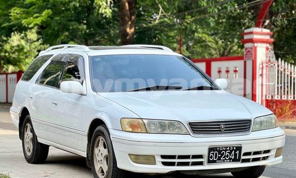 အသုံးပြုခံ့ Toyota Mark II White ကား Banmo Kachin အသုံးပြုခံ့ Toyota Mark II White ကား Banmo Kachin