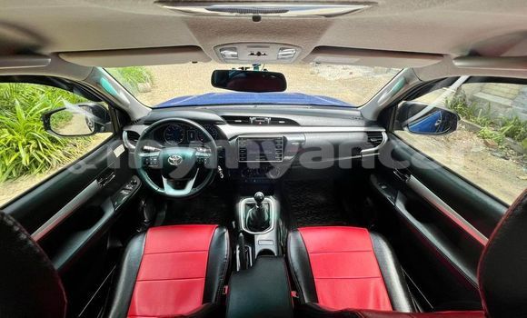 အသုံးပြုခံ့ Toyota Hiluxe Revo Blue ကား Banmo Kachin အသုံးပြုခံ့ Toyota Hiluxe Revo Blue ကား Banmo Kachin