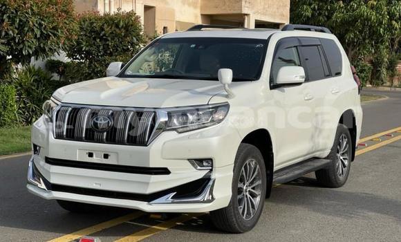 Acheter Occasion Voiture Toyota Land Cruiser Prado Blanc à Maymyo, #<Region:0x000000000dfe1638> Acheter Occasion Voiture Toyota Land Cruiser Prado Blanc à Maymyo, #<Region:0x000000000dfe1638>