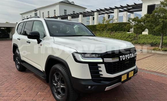 Acheter Occasion Voiture Toyota Land Cruiser Blanc à Nyaunglebin, #<Region:0x000000000af4fc68> Acheter Occasion Voiture Toyota Land Cruiser Blanc à Nyaunglebin, #<Region:0x000000000af4fc68>