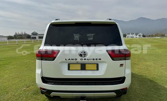 Acheter Occasion Voiture Toyota Land Cruiser Blanc à Nyaunglebin, #<Region:0x000000000af4fc68> Acheter Occasion Voiture Toyota Land Cruiser Blanc à Nyaunglebin, #<Region:0x000000000af4fc68>