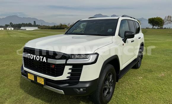 Acheter Occasion Voiture Toyota Land Cruiser Blanc à Nyaunglebin, #<Region:0x000000000af4fc68> Acheter Occasion Voiture Toyota Land Cruiser Blanc à Nyaunglebin, #<Region:0x000000000af4fc68>