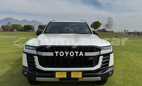 Acheter Occasion Voiture Toyota Land Cruiser Blanc à Nyaunglebin, #<Region:0x000000000af4fc68> Acheter Occasion Voiture Toyota Land Cruiser Blanc à Nyaunglebin, #<Region:0x000000000af4fc68>