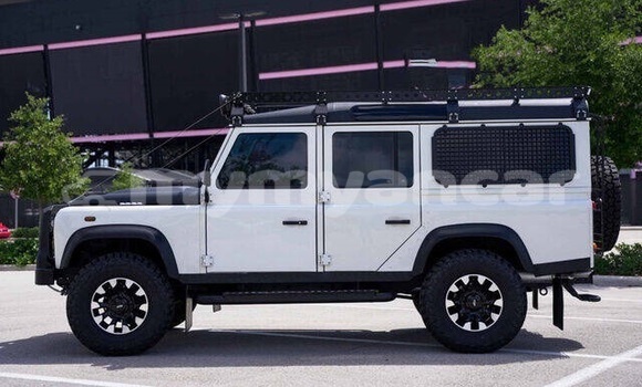 Acheter Occasion Voiture Land Rover Defender Blanc à Nyaunglebin, #<Region:0x000000000af4fc68> Acheter Occasion Voiture Land Rover Defender Blanc à Nyaunglebin, #<Region:0x000000000af4fc68>