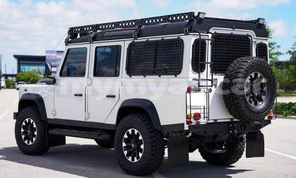 Acheter Occasion Voiture Land Rover Defender Blanc à Nyaunglebin, #<Region:0x000000000af4fc68> Acheter Occasion Voiture Land Rover Defender Blanc à Nyaunglebin, #<Region:0x000000000af4fc68>