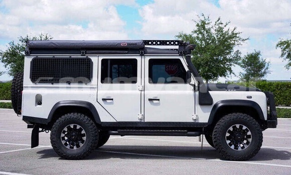 Acheter Occasion Voiture Land Rover Defender Blanc à Nyaunglebin, #<Region:0x000000000af4fc68> Acheter Occasion Voiture Land Rover Defender Blanc à Nyaunglebin, #<Region:0x000000000af4fc68>