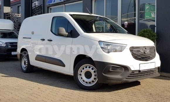 Acheter Occasion Voiture Opel Combo Blanc à Nyaunglebin, #<Region:0x000000000af4fc68>