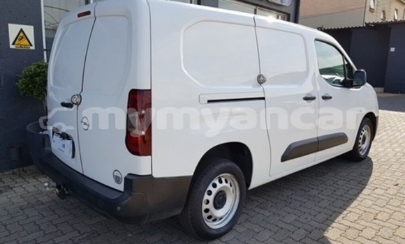 Acheter Occasion Voiture Opel Combo Blanc à Nyaunglebin, #<Region:0x000000000af4fc68> Acheter Occasion Voiture Opel Combo Blanc à Nyaunglebin, #<Region:0x000000000af4fc68>