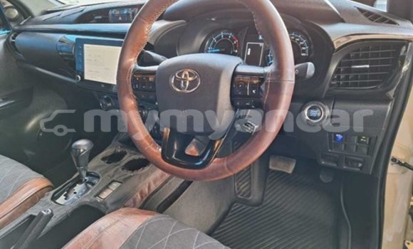 Buy Used Toyota Hilux Other Car in Minbu in Magway Buy Used Toyota Hilux Other Car in Minbu in Magway