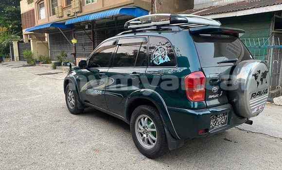 အသုံးပြုခံ့ Toyota RAV4 Black ကား Allanmyo Magway အသုံးပြုခံ့ Toyota RAV4 Black ကား Allanmyo Magway