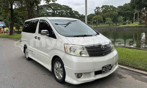 အသုံးပြုခံ့ Toyota Alphard White ကား Allanmyo Magway အသုံးပြုခံ့ Toyota Alphard White ကား Allanmyo Magway