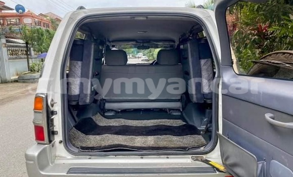 အသုံးပြုခံ့ Toyota Prado Other ကား Arakan Rakhine အသုံးပြုခံ့ Toyota Prado Other ကား Arakan Rakhine