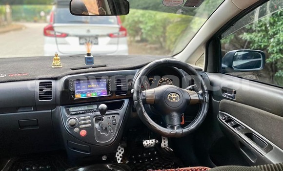 အသုံးပြုခံ့ Toyota Wish Black ကား Allanmyo Magway အသုံးပြုခံ့ Toyota Wish Black ကား Allanmyo Magway