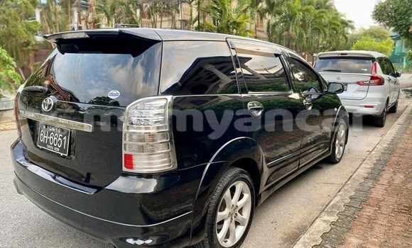 အသုံးပြုခံ့ Toyota Wish Black ကား Allanmyo Magway အသုံးပြုခံ့ Toyota Wish Black ကား Allanmyo Magway