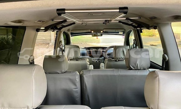 အသုံးပြုခံ့ Toyota Voxy Black ကား Arakan Rakhine အသုံးပြုခံ့ Toyota Voxy Black ကား Arakan Rakhine