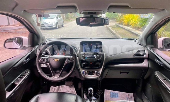 အသုံးပြုခံ့ Chevrolet Spark White ကား Banmo Kachin အသုံးပြုခံ့ Chevrolet Spark White ကား Banmo Kachin