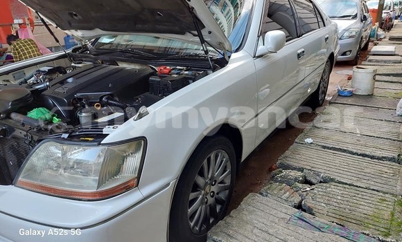 Acheter Occasion Voiture Toyota Crown Blanc à Bago, #<Region:0x000000000af4fc68> Acheter Occasion Voiture Toyota Crown Blanc à Bago, #<Region:0x000000000af4fc68>