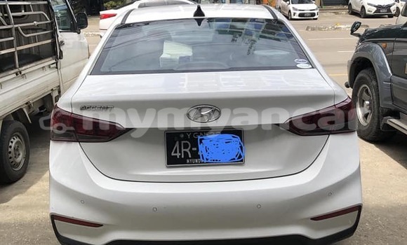 Buy Used Toyota Camry White Car in Arakan in Rakhine Buy Used Toyota Camry White Car in Arakan in Rakhine