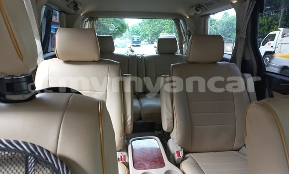 Buy Used Toyota Alphard White Car in Banmo in Kachin Buy Used Toyota Alphard White Car in Banmo in Kachin