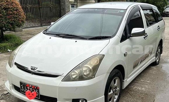 Buy Used Toyota Wish White Car in Allanmyo in Magway Buy Used Toyota Wish White Car in Allanmyo in Magway