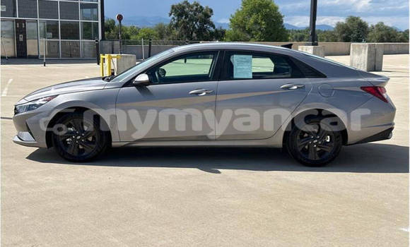 အသုံးပြုခံ့ Hyundai Elantra Other ကား Banmo Kachin အသုံးပြုခံ့ Hyundai Elantra Other ကား Banmo Kachin