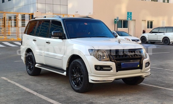 Acheter Occasion Voiture Mitsubishi Pajero Blanc à Nyaunglebin, #<Region:0x000000000af4fc68> Acheter Occasion Voiture Mitsubishi Pajero Blanc à Nyaunglebin, #<Region:0x000000000af4fc68>