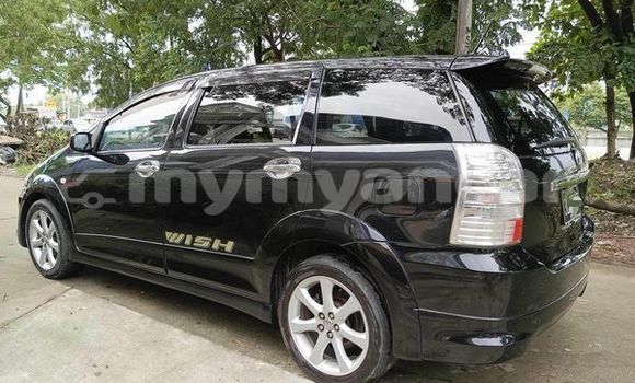 အသုံးပြုခံ့ Toyota 4Runner Black ကား Bago Bago အသုံးပြုခံ့ Toyota 4Runner Black ကား Bago Bago